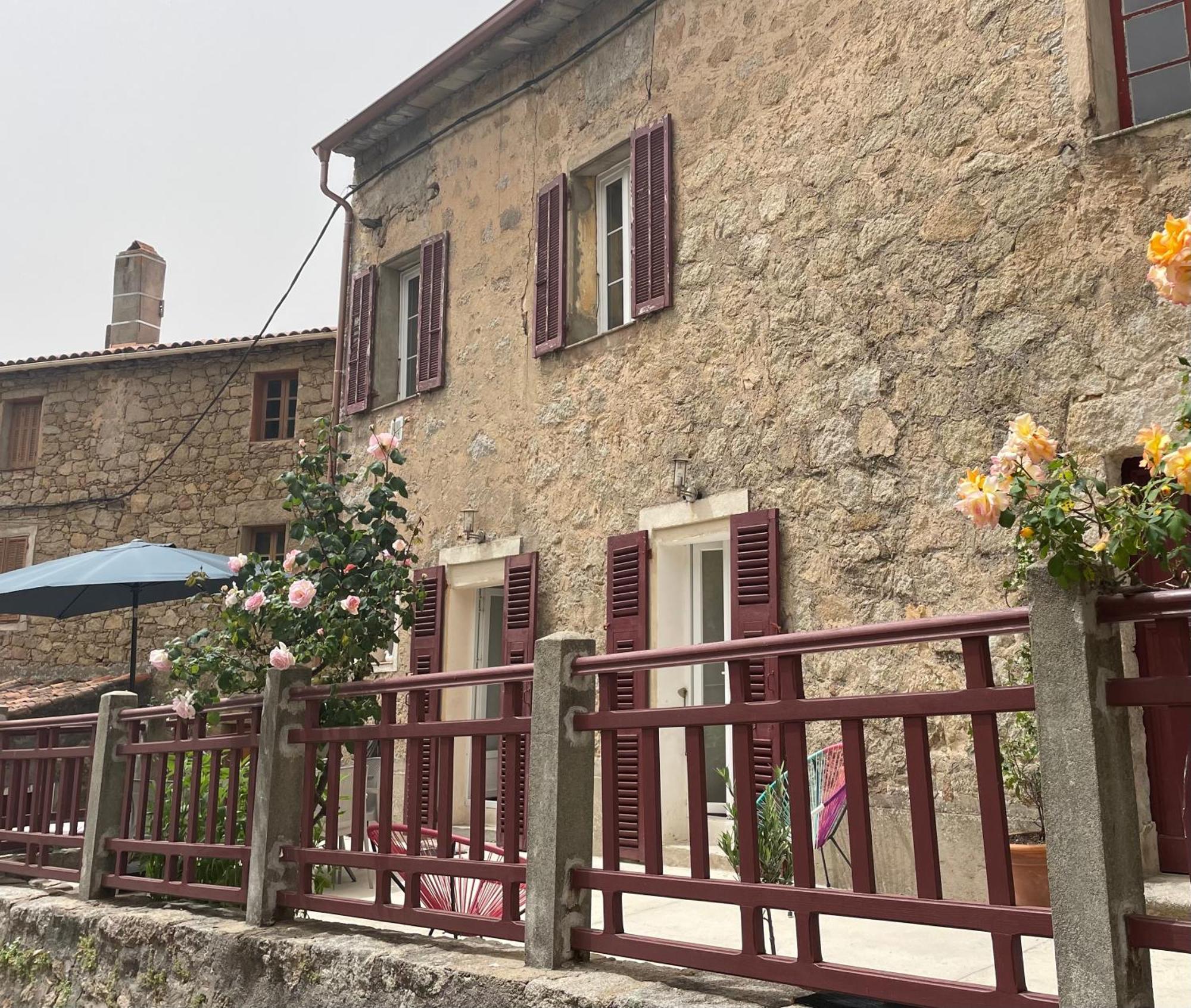 Maison De Caractere Renovee Coggia Exterior photo